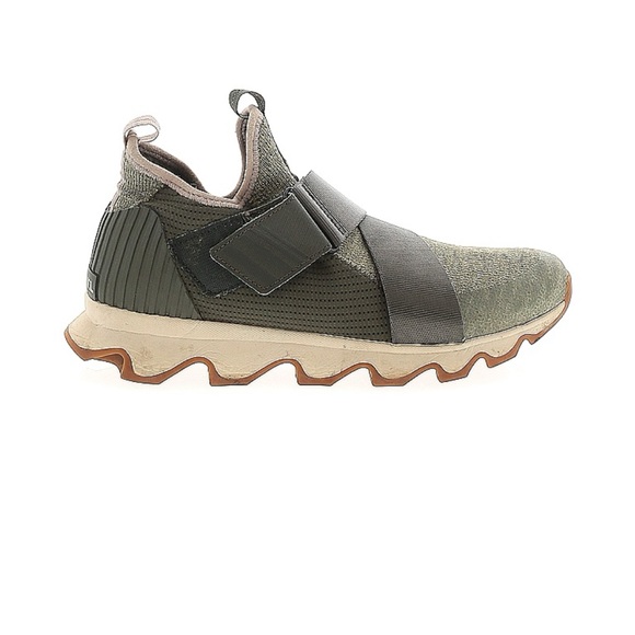 Sorel Shoes - SOREL Kinetic size 9.5 Green canvas sneakers